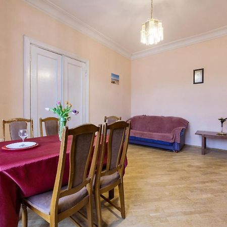 Apartment With Lovely View Kiev Eksteriør billede
